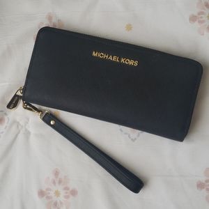 Michael Kors Jet Set Leather Wristlet Wallet